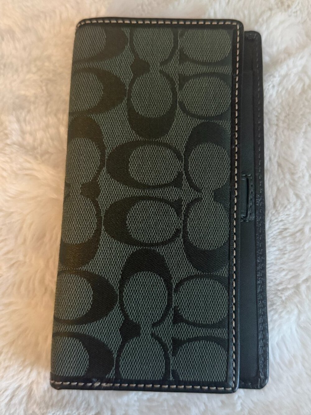 Coach Green Jacquard Signature C Checkbook